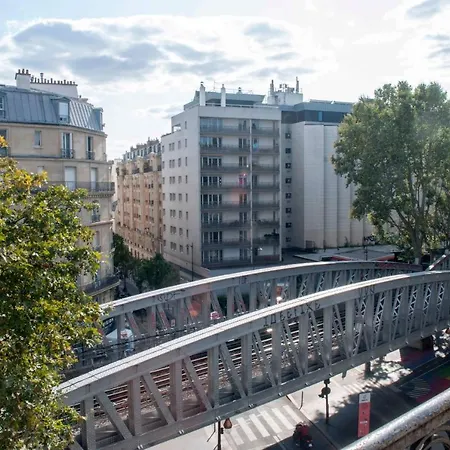 Charming Apt With Balcony In La Villette Apartment